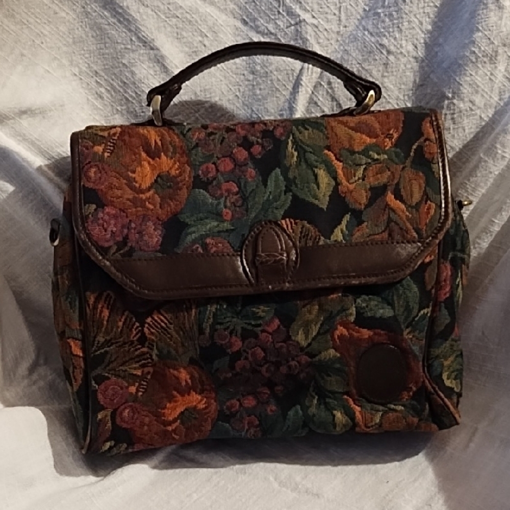 Liz Claiborne Satchel/Crossbody